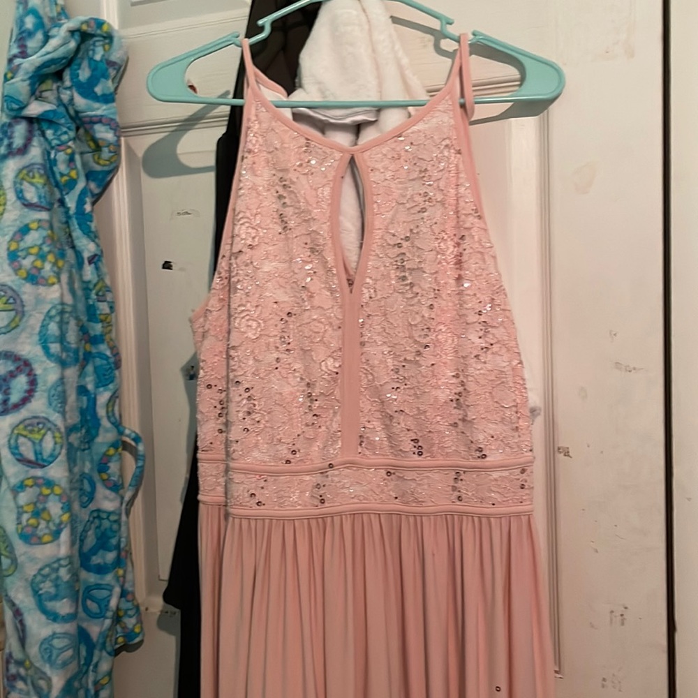 Light pink/peach prom dress